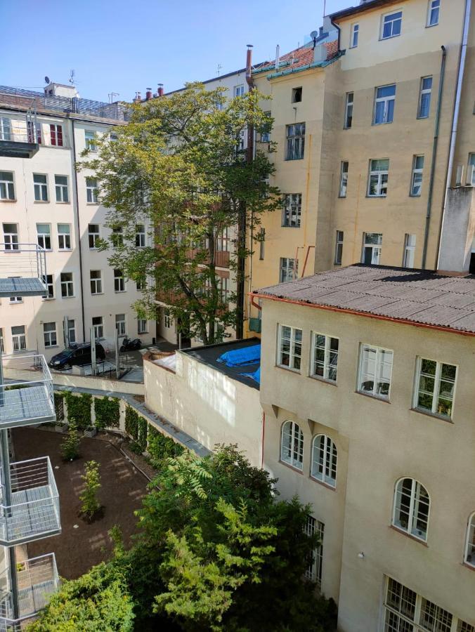 Vogue Apartment Near By Wenceslas Square Prag Exteriör bild